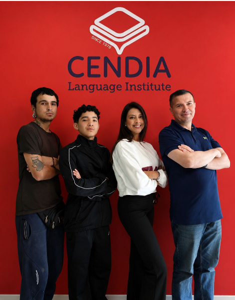 Comunidad de estudiantes y docentes en CENDIA English Institute